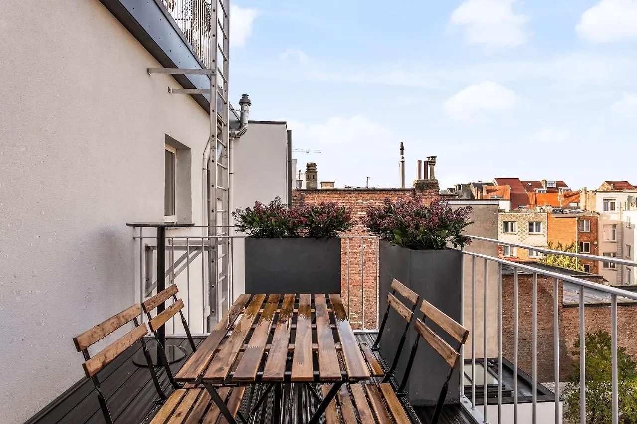 Museum Garden Views Luxury Apartments Anversa Belgio